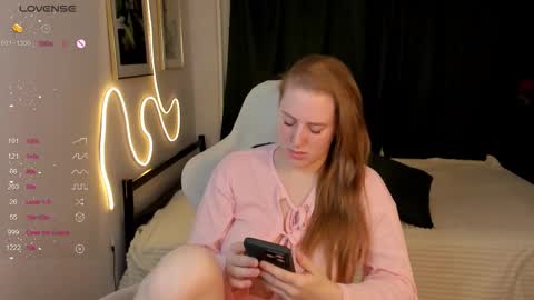 Snapshot of annagrees1 chatting on 02.20.26 annagrees1 online show from 02.20.26