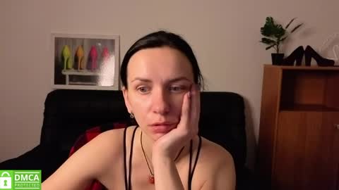 Snapshot of annakillian_kiss chatting on 05.19.26 Anna online show from 05.19.26