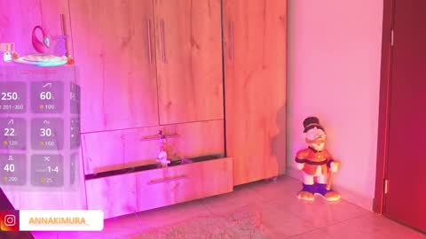 Anna online show from 03.26.26