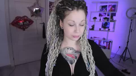 Anna online show from 10.29.25