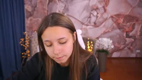 Snapshot of annapearlll chatting on 09.10.25 Anna online show from 09.10.25