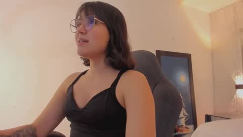 Annara Lein online show from 12.05.25