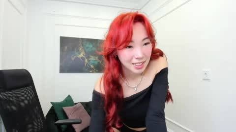 Snapshot of annareyli chatting on 05.05.26 Anna online show from 05.05.26