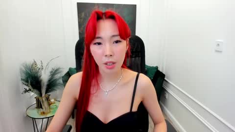 Snapshot of annareyli chatting on 05.24.26 Anna online show from 05.24.26