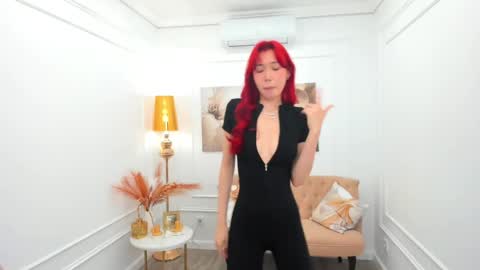 Snapshot of annareyli chatting on 06.03.26 Anna online show from 06.03.26