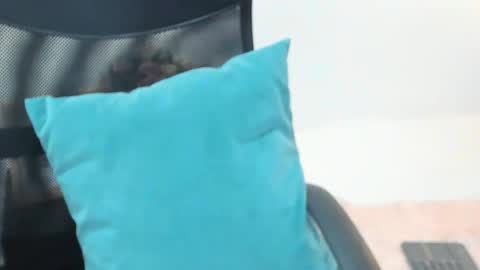 Anna Rosse online show from 04.15.26