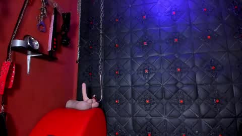 Snapshot of annavi_ chatting on 05.22.26 Annavi online show from 05.22.26