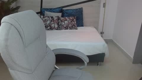 anne_blake online show from 04.11.26