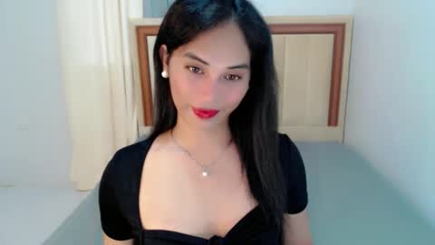 Snapshot of anne_levine chatting on 09.17.25 SWEET ANNE online show from 09.17.25