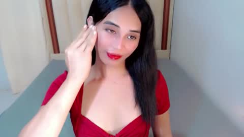Snapshot of anne_levine chatting on 10.17.25 SWEET ANNE online show from 10.17.25