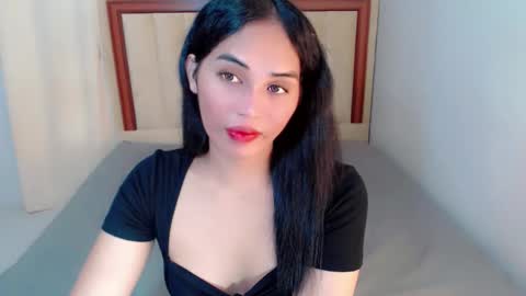 Snapshot of anne_levine chatting on 10.22.25 SWEET ANNE online show from 10.22.25