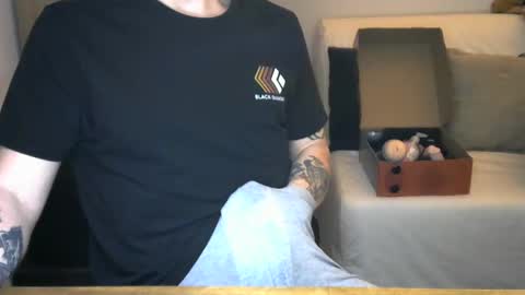 Snapshot of annecylake chatting on 01.09.25 annecylake online show from 01.09.25