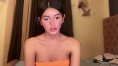 Snapshot of annedee_ chatting on 12.22.24 Kim online show from 12.22.24