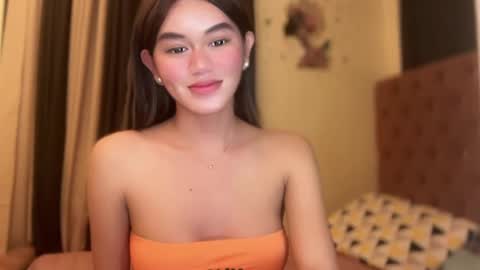 Snapshot of annedee_ chatting on 12.30.24 Kim online show from 12.30.24