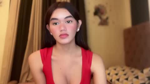 Snapshot of annedee_ chatting on 01.08.25 Kim online show from 01.08.25