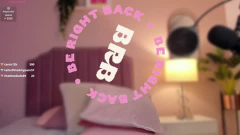 Snapshot of anneee_ chatting on 01.31.25 Anne online show from 01.31.25