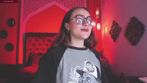 Anne  online show from 01.02.25