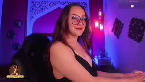 Anne  online show from 02.06.25