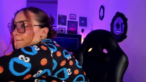 Anne  online show from 02.12.25