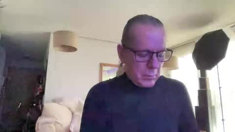 Snapshot of anneonamouse_ chatting on 05.22.26 Anne online show from 05.22.26