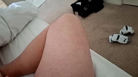 Snapshot of annesfeet chatting on 01.21.25 Annesfeet online show from 01.21.25