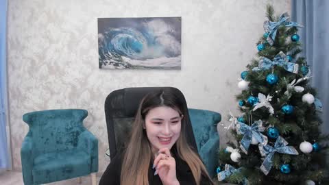 Snapshot of annetli chatting on 12.29.24 annetli online show from 12.29.24