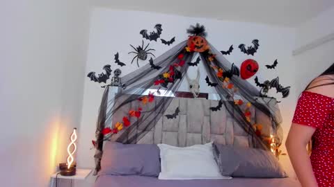 Camila  Anni online show from 10.22.25