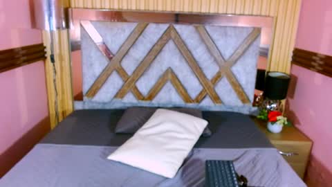 Annie  online show from 04.09.26