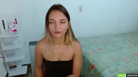 annie cherry independent model online show from 10.06.25