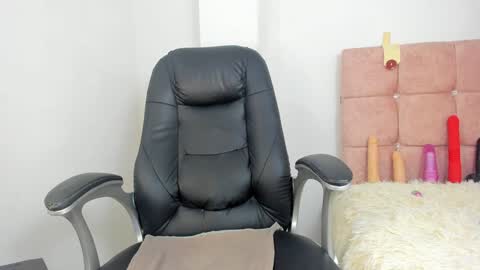 Anna online show from 12.07.24