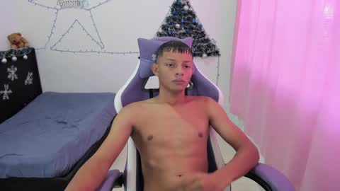 Snapshot of annie_dani420 chatting on 12.29.24 Annie Dani420 online show from 12.29.24