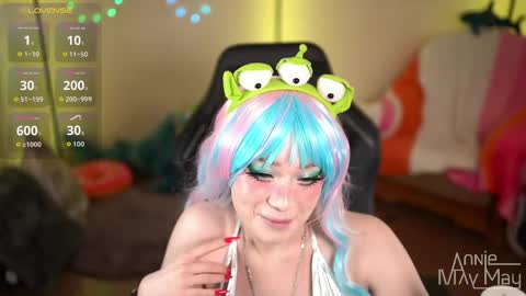 Annie May   online show from 04.19.26