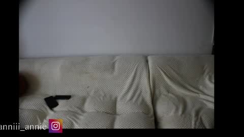 Snapshot of annie_snow_ chatting on 05.02.26 JEANNE no olvides seguirme dont forget follow me uu online show from 05.02.26