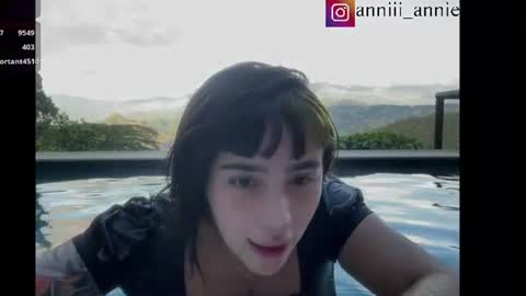 Snapshot of annie_snow_ chatting on 06.25.26 JEANNE no olvides seguirme dont forget follow me uu online show from 06.25.26