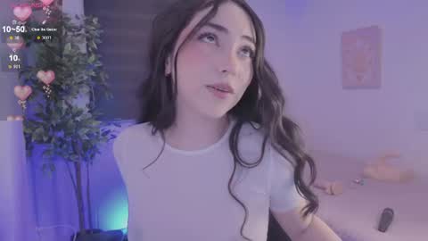 Snapshot of anniebrie chatting on 06.20.26 Cassandra online show from 06.20.26