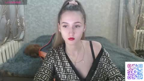 annieee_smith online show from 01.05.26