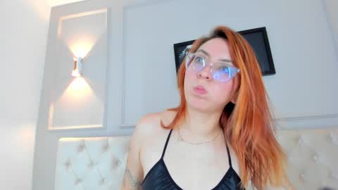Annie online show from 12.23.24