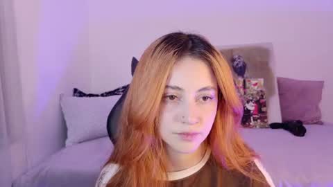 Snapshot of anniemora_ chatting on 07.29.26 Annie online show from 07.29.26