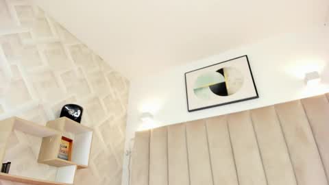 Snapshot of anniie_queen chatting on 11.16.25 Annie Queen online show from 11.16.25