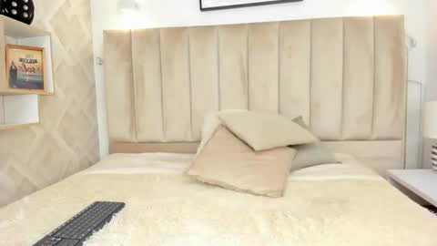 Snapshot of anniie_queen chatting on 01.17.26 Annie Queen online show from 01.17.26