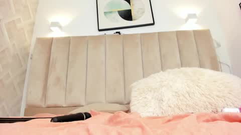 Snapshot of anniie_queen chatting on 02.15.26 Annie Queen online show from 02.15.26