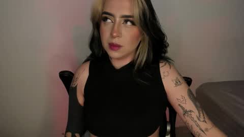 Annika online show from 11.06.25