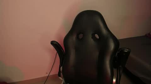 Annika online show from 11.26.25