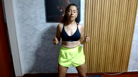 Snapshot of annita_muscle chatting on 08.04.26 Annita online show from 08.04.26