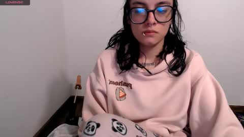 Snapshot of annittaprincess chatting on 02.11.26 Gaby 3 online show from 02.11.26