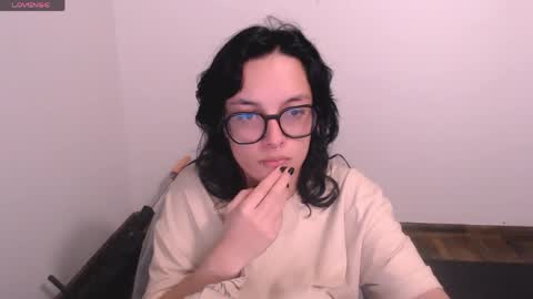 Snapshot of annittaprincess chatting on 04.16.26 Gaby 3 online show from 04.16.26