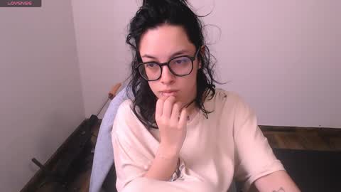 Snapshot of annittaprincess chatting on 04.16.26 Gaby 3 online show from 04.16.26