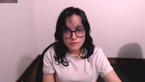 Snapshot of annittaprincess chatting on 04.27.26 Gaby 3 online show from 04.27.26