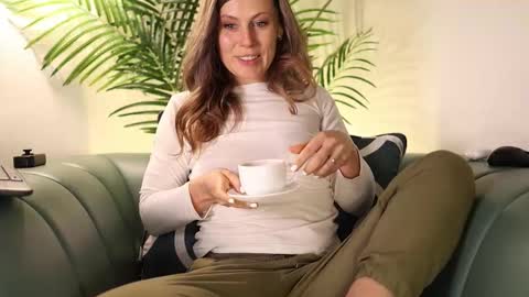 annittastar online show from 12.23.25