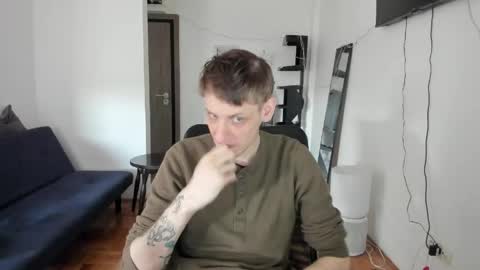 Snapshot of annonimsick chatting on 04.22.26 online show from 04.22.26